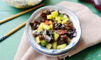正視缺乏，堅決前行——專訪創意（yì）短道速滑隊主（zhǔ）教練張晶